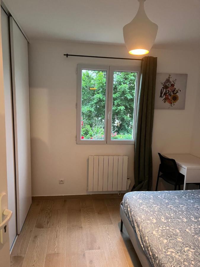 Appartement Lumineux Pres Metro Saint-Denis  Exterior photo